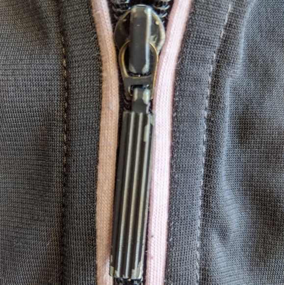 Woman's Adidas zipper down jacket size Medium - Picture 6 of 6